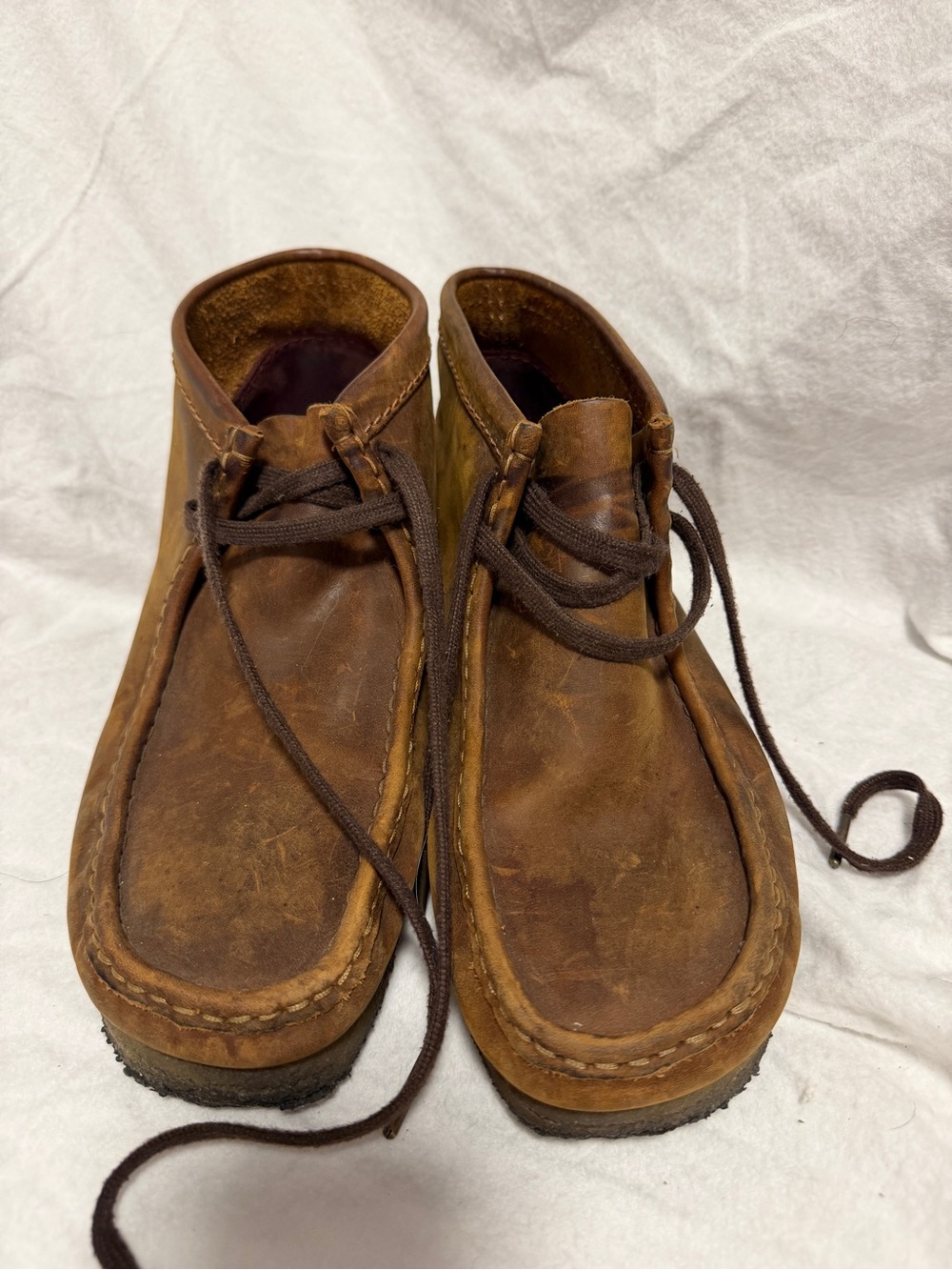 Men's Brown Leather Clarks Chukka Boots size 9.5